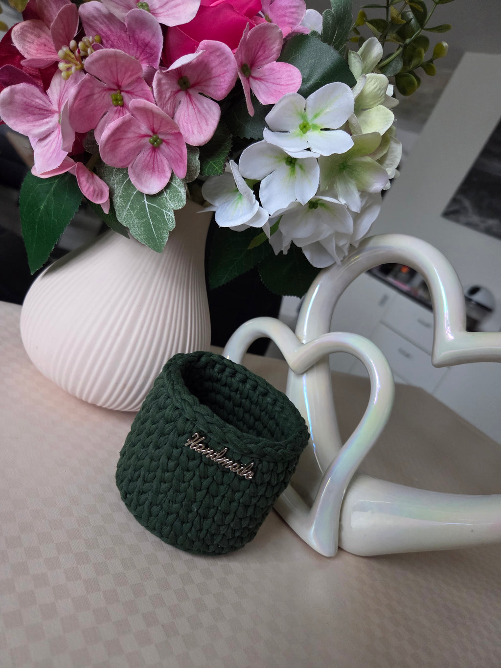 🧶 Kleines Ordnungs-Wunder – Handgehäkeltes Körbchen in Waldgrün