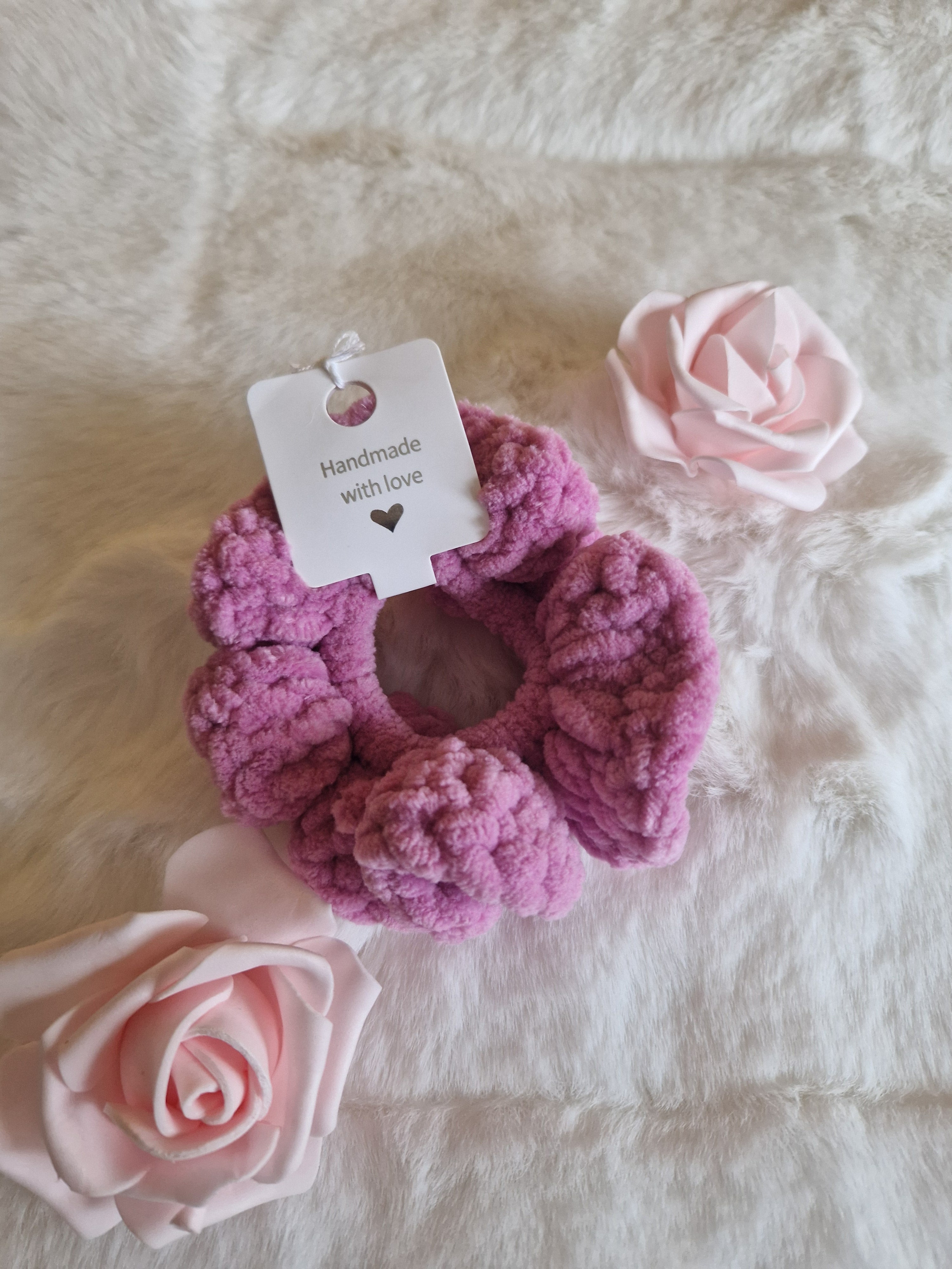 🎀 Häkel-Scrunchie (Pink) „Velluto-Traum“ – Luxus pur für dein Haar